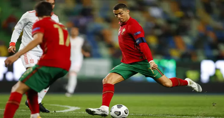 英格兰vs乌拉圭直播_实时高清英格兰vs乌拉圭直播赛事直播_英格兰vs乌拉圭直播赛事直播频道-24直播